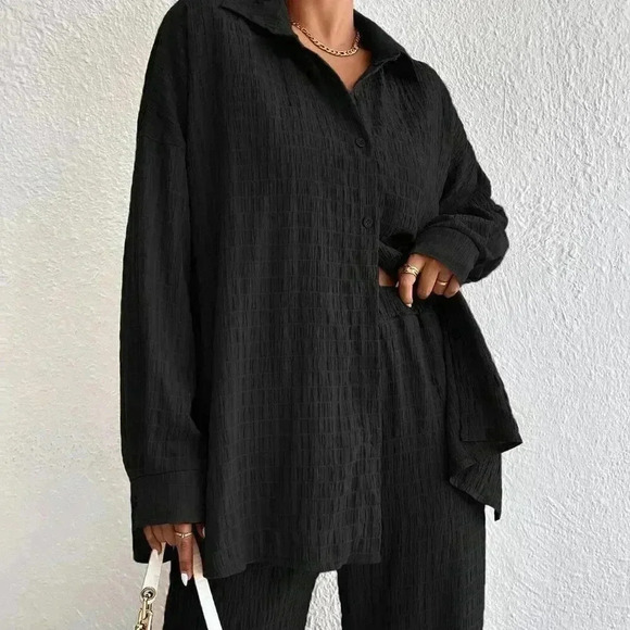 Black Casual Women's Solid Drop Shoulder Shirt & Wide Leg Pants - Picture 4 of 6